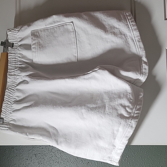 The Nitro Bar Shorts - Picture 2 of 3